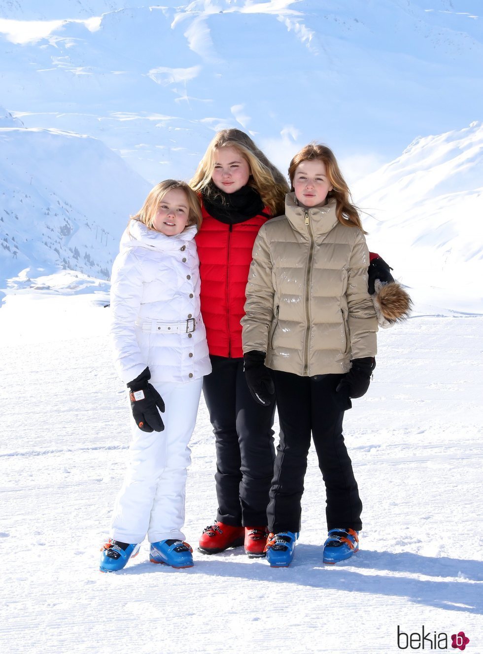 Ariane, Amalia y Alexia de Holanda en su posado invernal en Lech