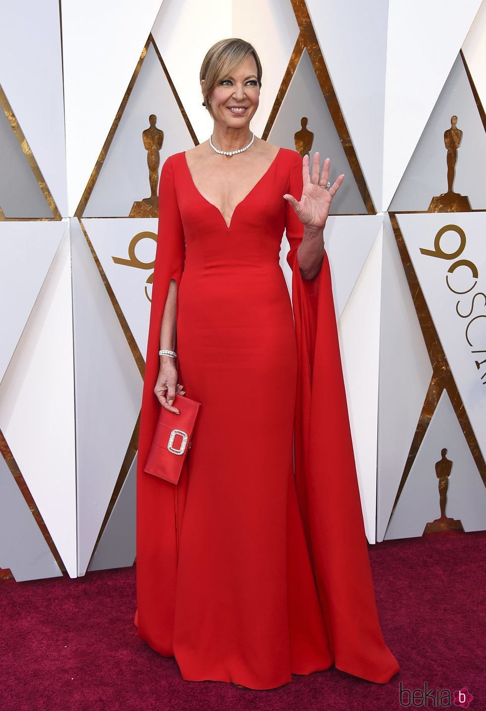 Allison Janney en la alfombra roja de los Premios Oscar 2018