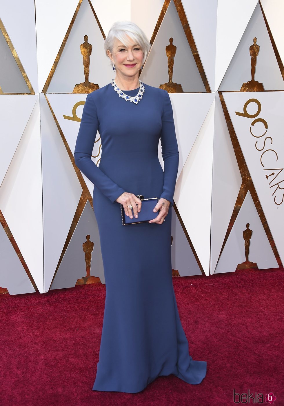 Helen Mirren en la alfombra roja de los premios Oscar 2018