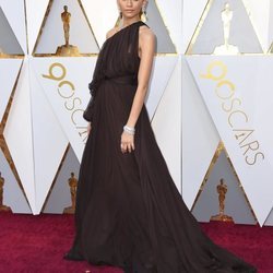 Zendaya en la alfombra roja de los Premios Oscar 2018