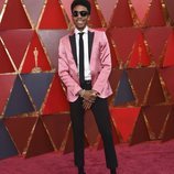Darrell Britt-Gibson en la alfombra roja de los Premios Oscar 2018