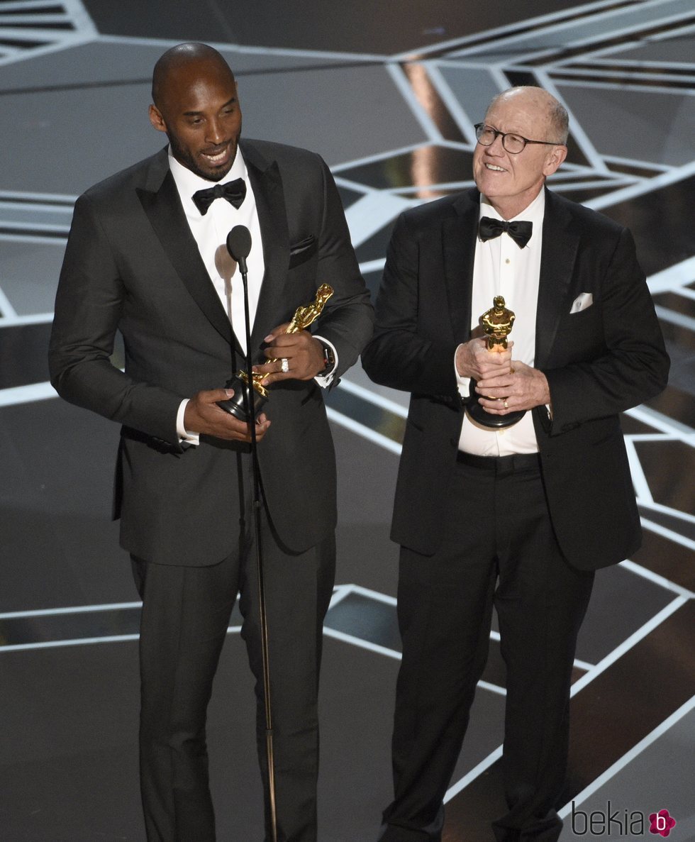 Kobe Bryant y Glen Keane ganan el Oscar 2018 a mejor corto animado