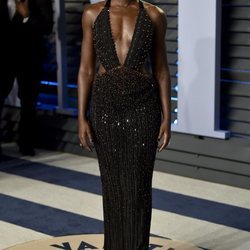Lupita Nyong'o en la fiesta Vanity Fair tras los Oscar 2018