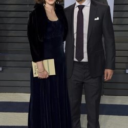 Zooey Deschanel y Jacob Pechenik en la fiesta Vanity Fair tras los Oscar 2018