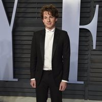 Charlie Puth en la fiesta Vanity Fair tras los Oscar 2018