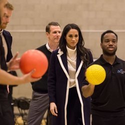 El Príncipe Harry y Meghan Markle visitan Nechells Wellbeing Centre en Birmingham