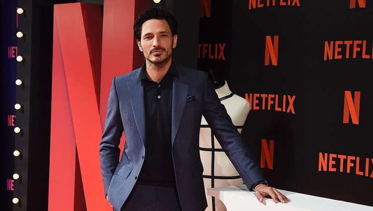 Andrés Velencoso presenta su nueva serie de Netflix 'Edha'