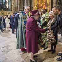 La Reina Isabel saluda a Liam Payne en el Día de la Commonwealth 2018