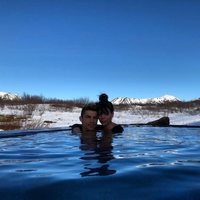 Cristiano Ronaldo y Georgina Rodríguez bañados en aguas termales en Islandia