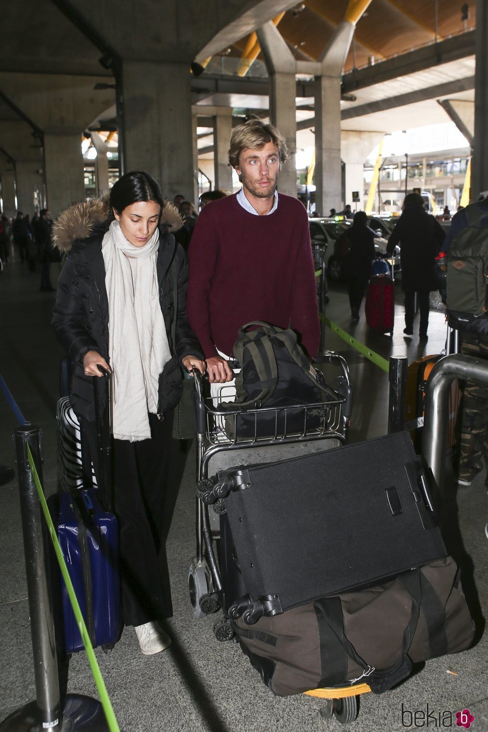 Christian de Hannover y Alessandra de Osma en el aeropuerto de Madrid