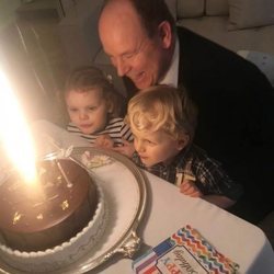 Alberto de Mónaco celebra su 60 cumpleaños con sus hijos Jacques y Gabriella
