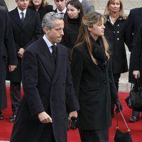 Francisco Javier Suárez Illana junto a su mujer en el funeral de su padre Adolfo Suárez