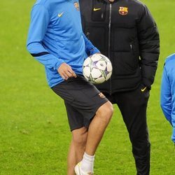 Gerard Piqué y Pep Guardiola en un entrenamiento del FC Barcelona en Liga de Campeones