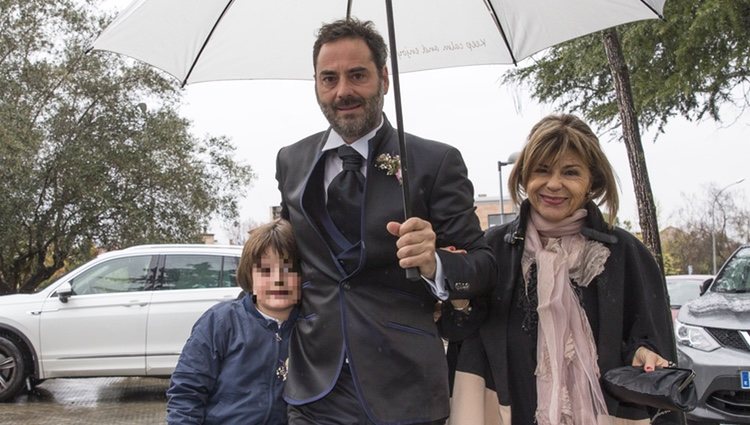 Enric Martín, marido de Gemma Mengual, llega a la ceremonia nupcial