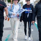 Kendall Jenner y Hailey Baldwin en la marcha multitudinaria contra las armas en EEUU