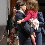 Fran Rivera y sus hijas Cayetana y Carmen en la Semana Santa de Sevilla 2018