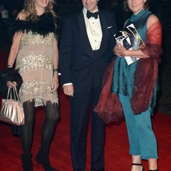 Martha, Ralph y Sophie Fiennes en la premiere de la película 'James Bond: Skyfall' en Londres