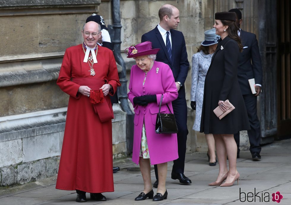 La Reina Isabel y los Duques de Cambridge en la Misa de Pascua 2018