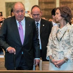 Los Reyes Juan Carlos y Sofía durante la celebración de la Misa de Pascua 2018