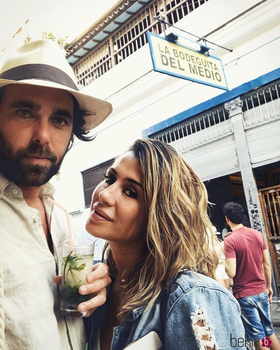 Elena Tablada con Javier Ungría disfrutando en La Habana