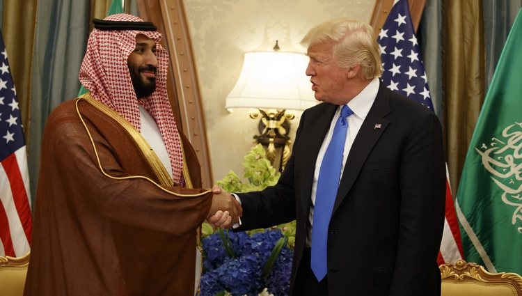 El Príncipe Mohamed bin Salman de Arabia Saudí con Donald Trump