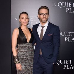 Blake Lively y Ryan Reynolds durante la presentación de la película 'A quiet place'