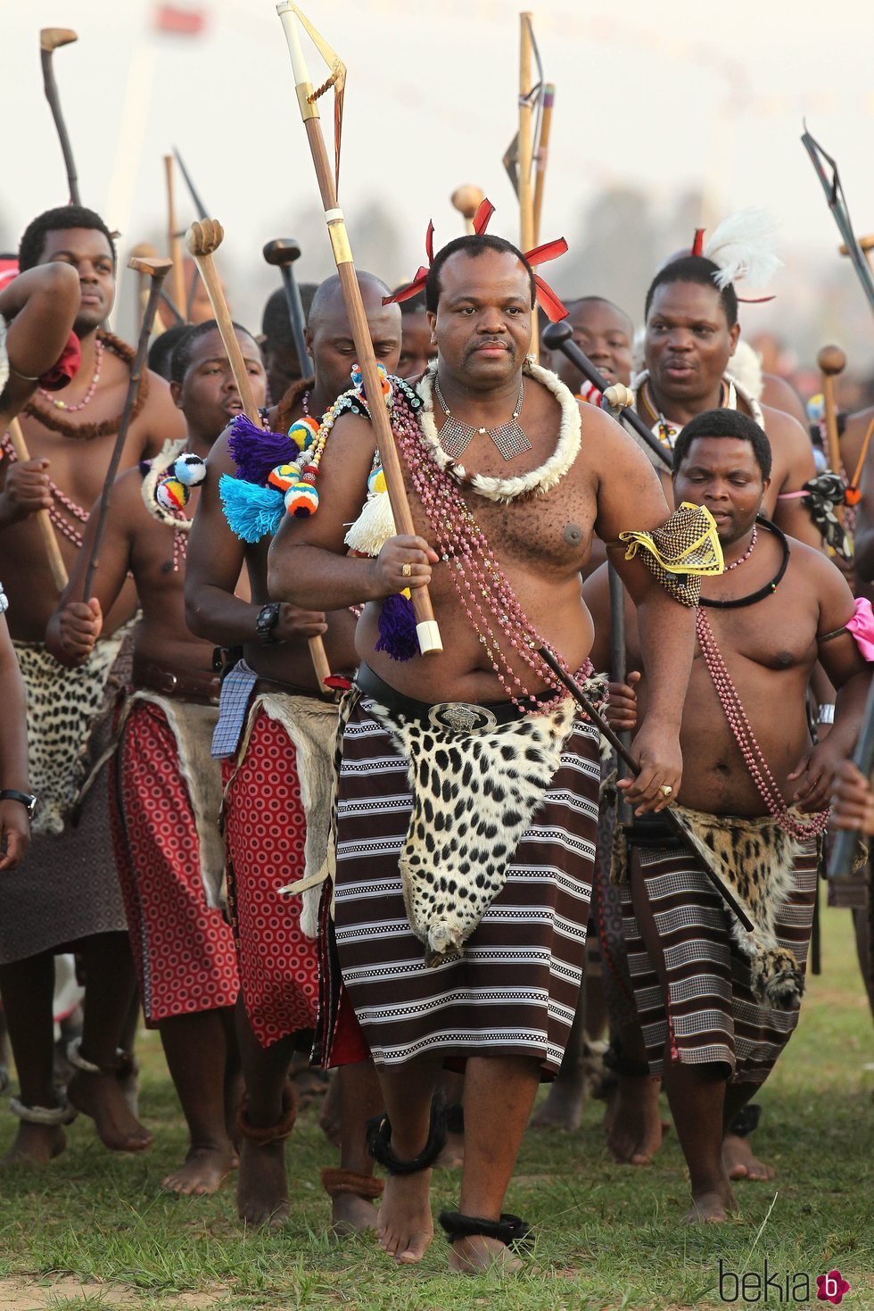 El Rey Mswati III de Suazilandia en un acto tribal