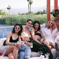 Kendall Jenner, Elsa Hosk y Jasmine Tookes en el festival Coachella 2018