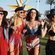 Alessandra Ambrosio y unas amigas en el Coachella 2018