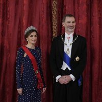 Los Reyes Felipe y Letizia en la cena de gala al presidente de Portugal, Marcelo Rebelo de Sousa