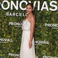 Irina Shayk en el desfile de Pronovias en la Barcelona Bridal Fashion Week 2018