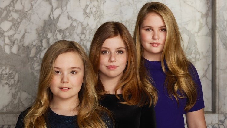 Foto oficial de las Princesas Amalia, Alexia y Ariane de Holanda