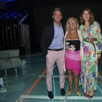 Fernando Marcos, Mayte Zaldívar y su hija Elia Muñoz en la gala 7 'Supervivientes 2018'