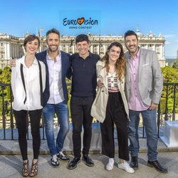 Julia Varela, Roberto Leal, Alfred, Amaia y Tony Aguilar en el evento de despedida antes de Eurovisión 2018