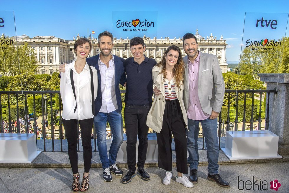 Julia Varela, Roberto Leal, Alfred, Amaia y Tony Aguilar en el evento de despedida antes de Eurovisión 2018