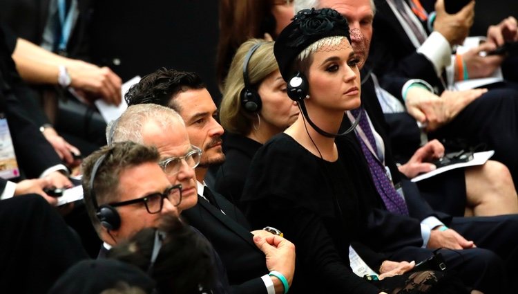 Katy Perry y Orlando Bloom en una misa en el Vaticano
