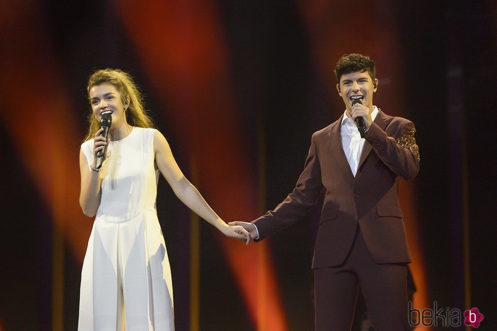 Amaia Romero y Alfred García ensayan de la mano para Eurovisión 2018