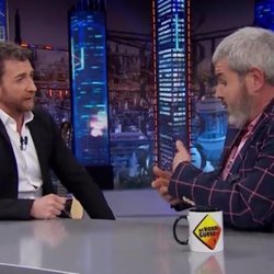 Pablo Motos y Lorenzo Caprile debatiendo en 'El Hormiguero'