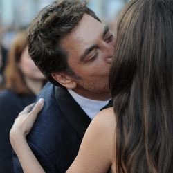 Javier Bardem besando a Penélope Cruz en el Festival de Cannes de 2018