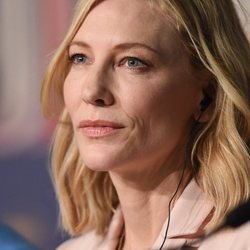 Cate Blanchett durante la rueda de prensa del jurado en el Festival de Cannes de 2018
