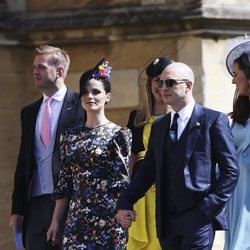 Tom Hardy y Charlotte Riley en la boda del Príncipe Harry y Meghan Markle