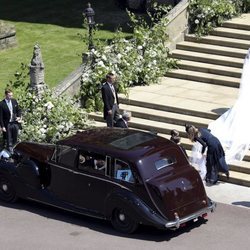 Meghan Markle saliendo del coche antes de su boda con el Príncipe Harry