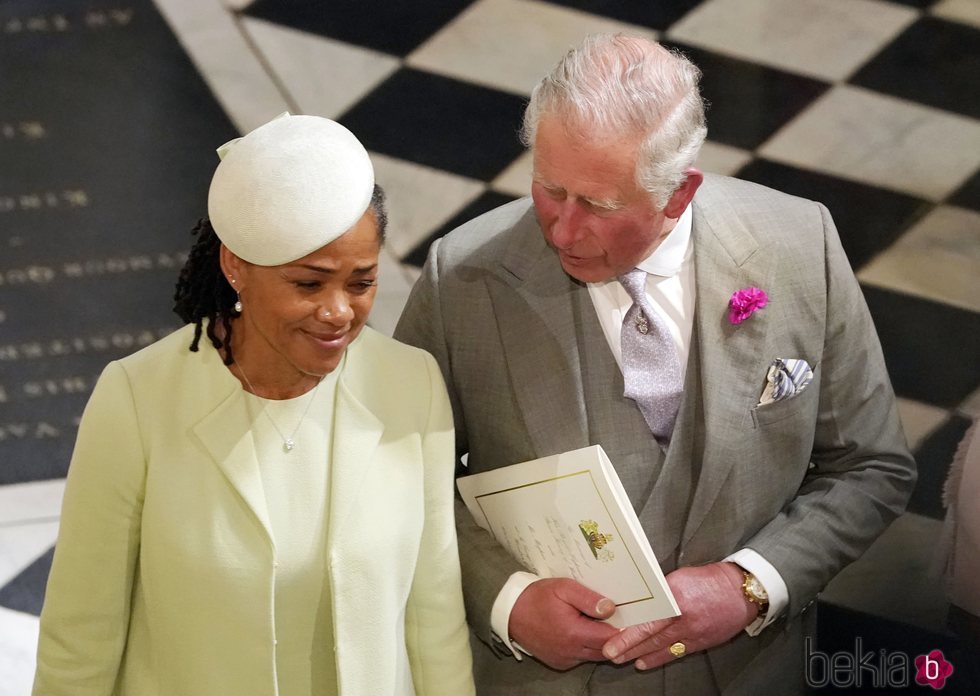Doria Ragland y el Príncipe Carlos en la boda del Príncipe Harry y Meghan Markle