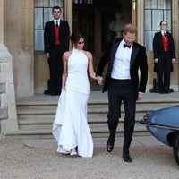 El Príncipe Harry y Meghan Markle salen del Castillo de Windsor tras su boda