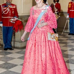 La Reina Margarita de Dinamarca en la cena de gala del 50 cumpleaños de Federico de Dinamarca