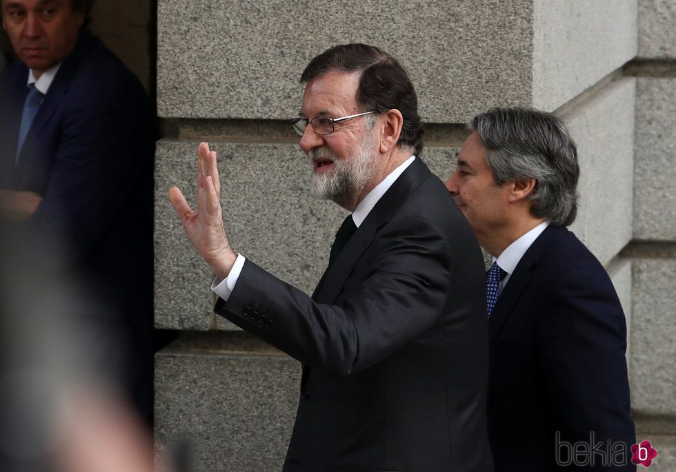Mariano Rajoy llega al Congreso para la votación de la moción de censura presentada contra él