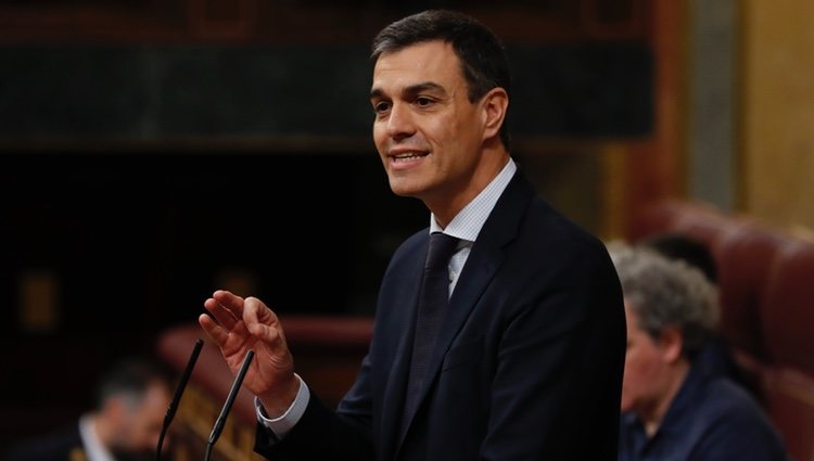 Pedro Sánchez durante su intervención en la moción de censura contra Mariano Rajoy