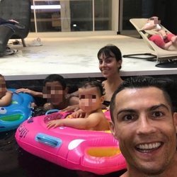 Cristiano Ronaldo celebra el cumpleaños de sus mellizos Eva y Mateo