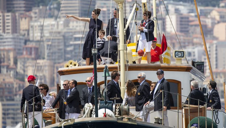La Familia Real de Mónaco durante la salida de la 1ª Serie de Mónaco Globo
