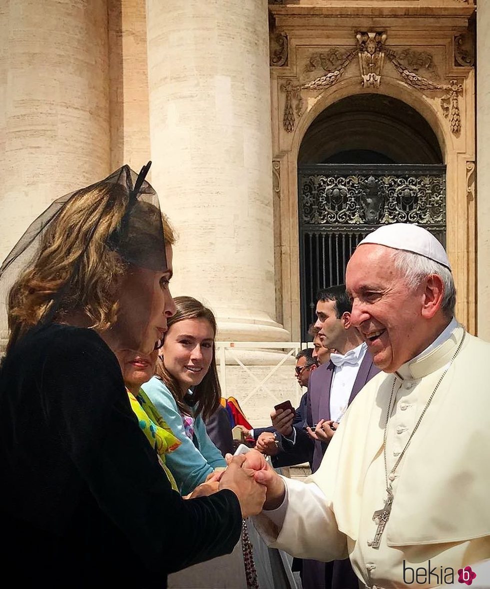 Ágatha Ruiz de la Parada con el Papa Francisco I en Roma